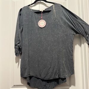 Umgee Charcoal Gray Blouse